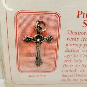 Vtg Sacred Heart League Mississippi Pilgrimage Souvenir Holy Cross Italy Pendant